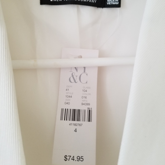 Blazer - Picture 3 of 3